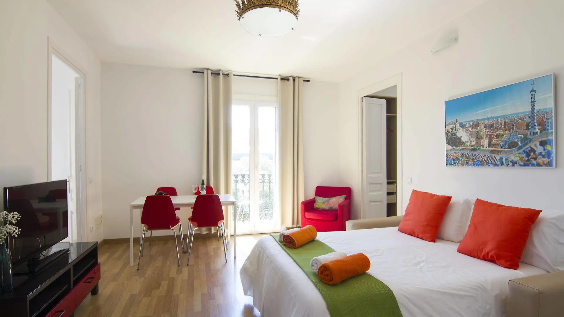 Stay Together Barcelona Apartments