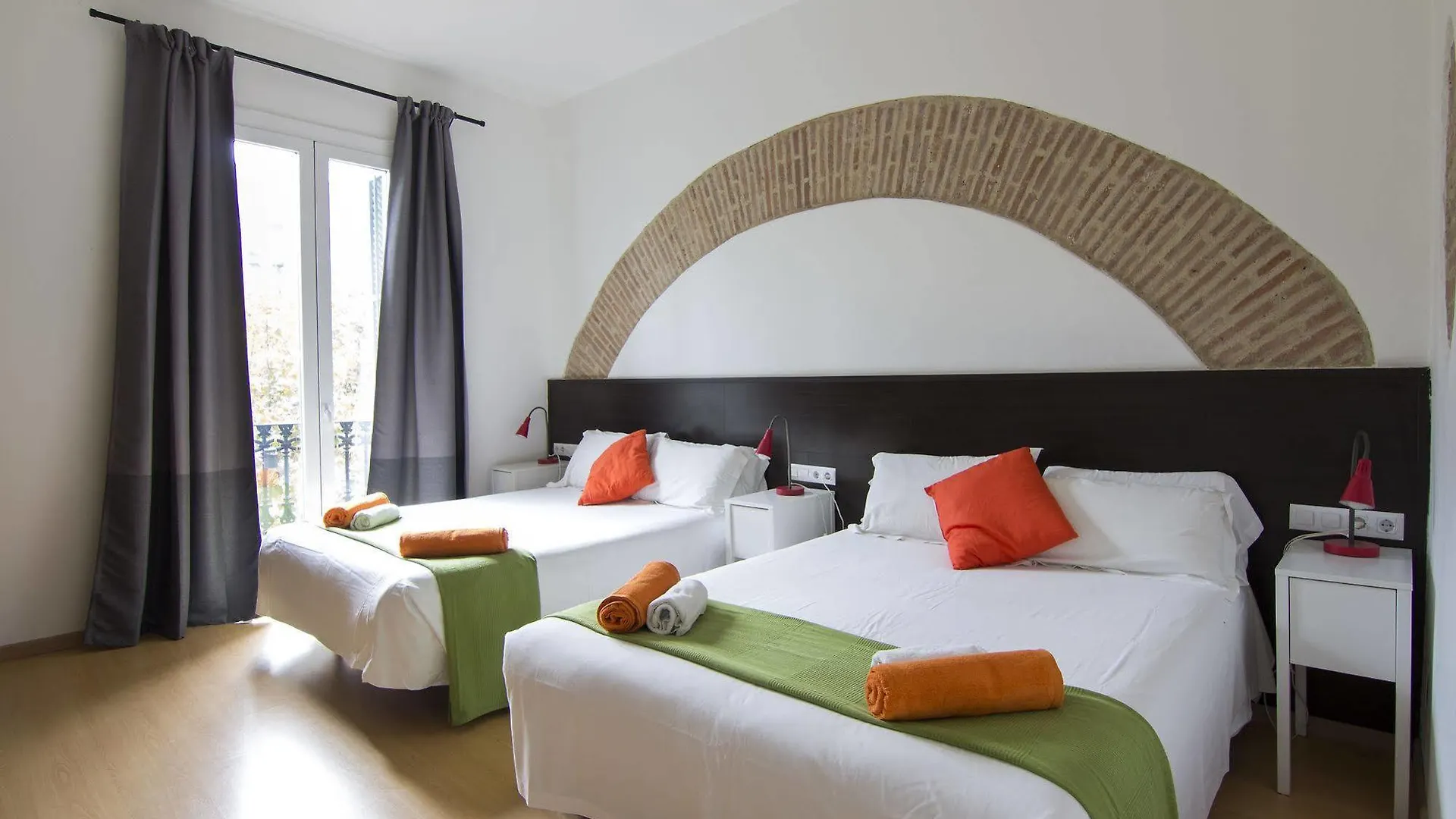 Stay Together Barcelona Apartments
