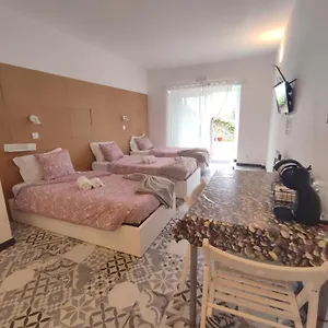 villas-de-cintra.hotels-lisbon-portugal.com/